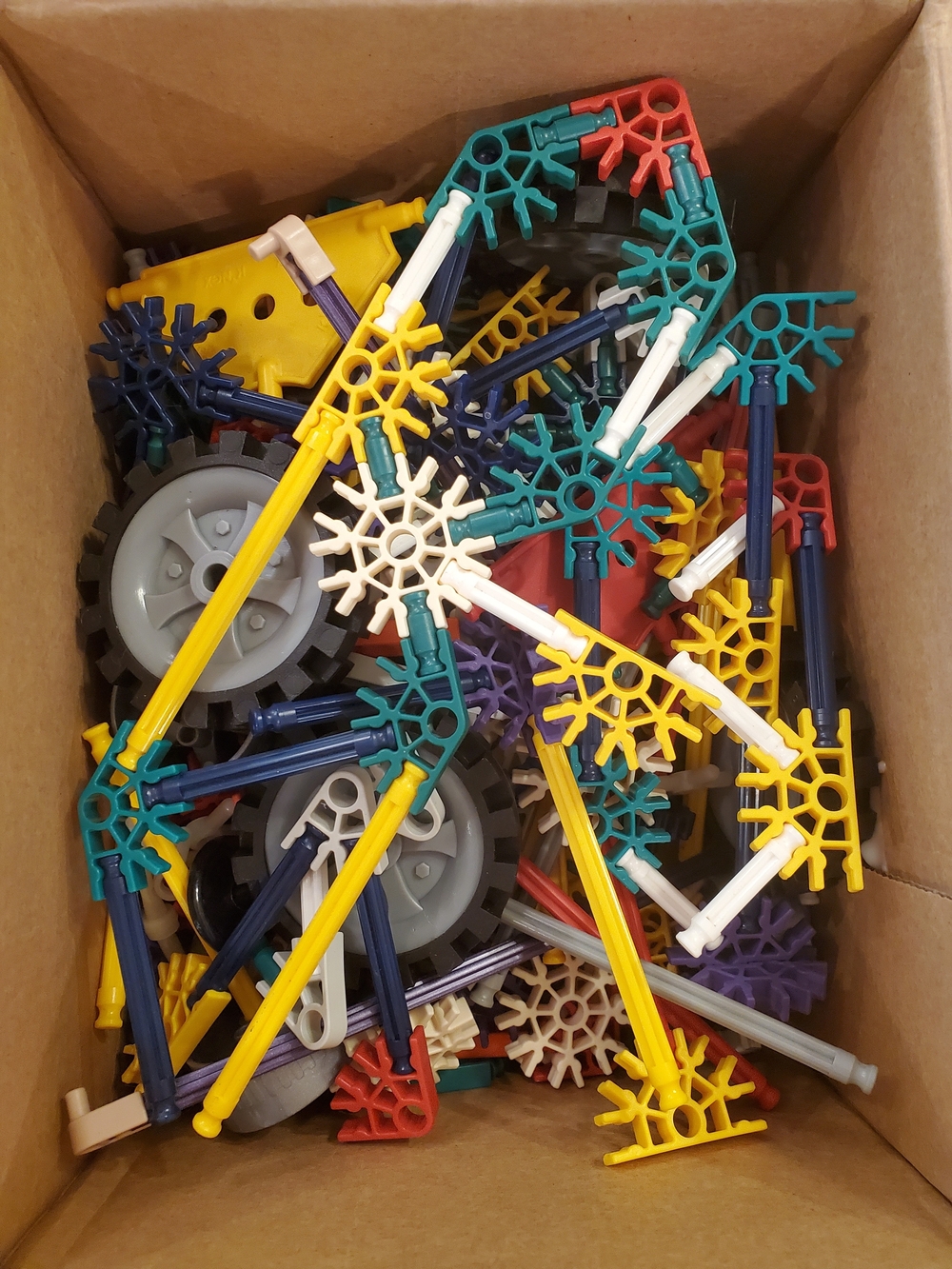 K'Nex Construction Building Set Pieces & Bonus Building Toy